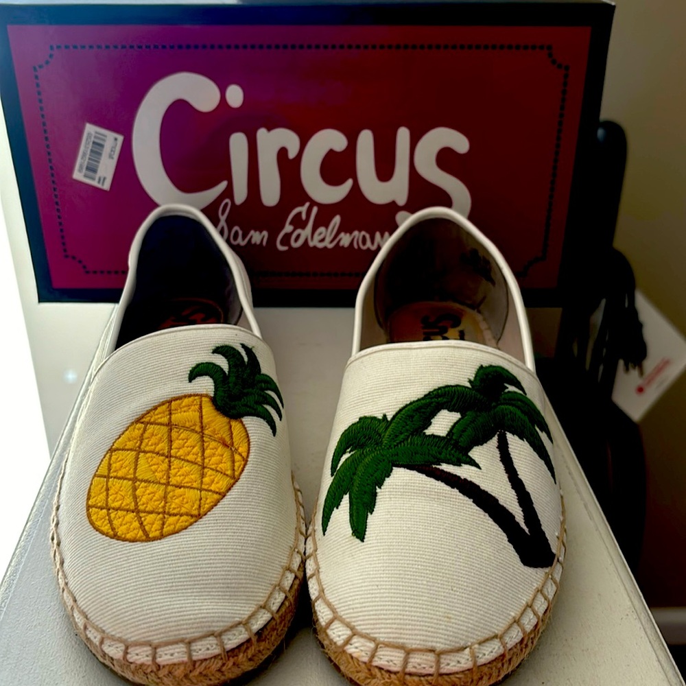 Espadrille shoes